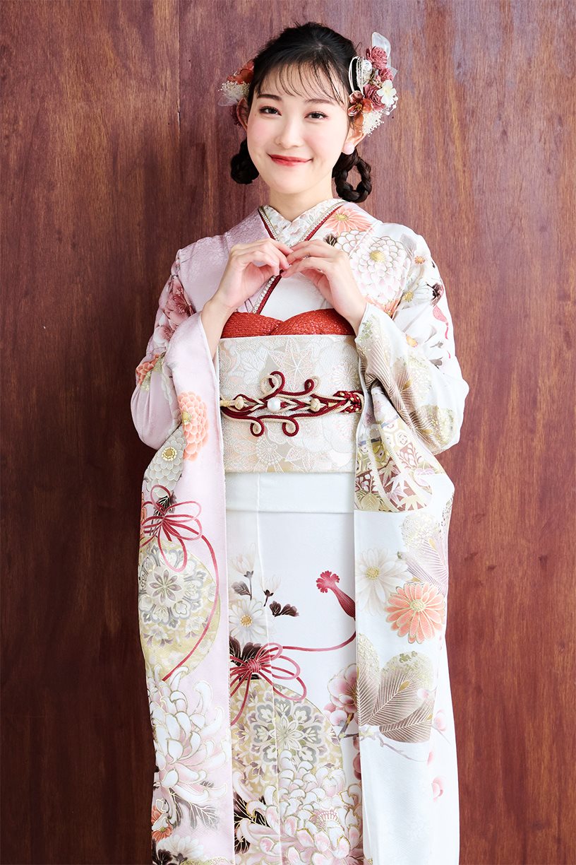 2027年成人式新作振袖