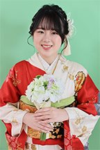 2025年成人のお嬢様