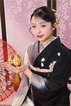 2025年成人のお嬢様